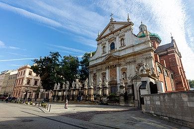 好评续作《黑帝斯2》发布全新预告